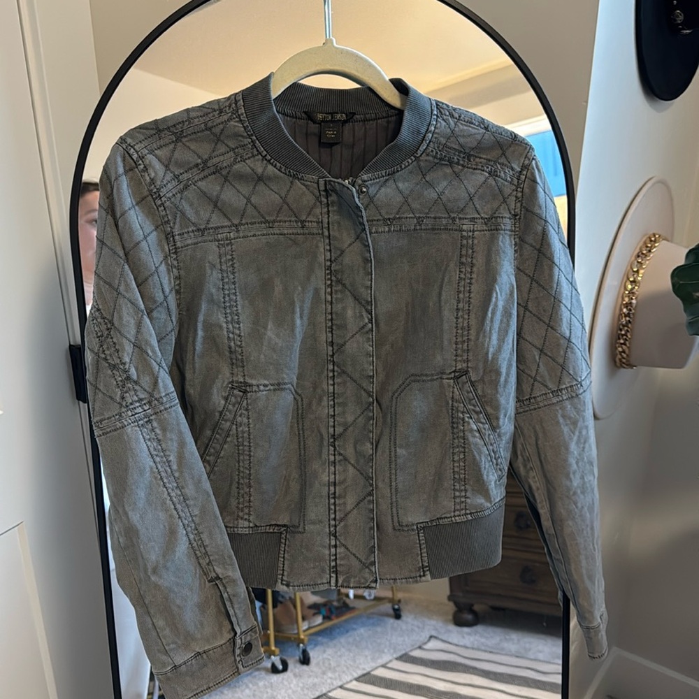 Bomber jacket